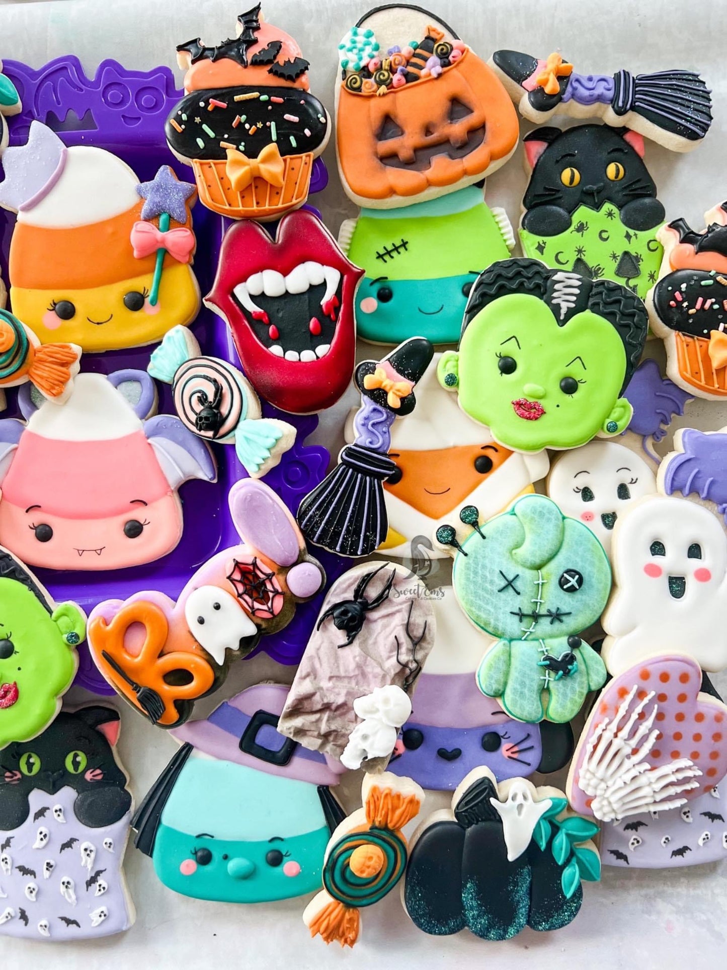 Halloween Dozen